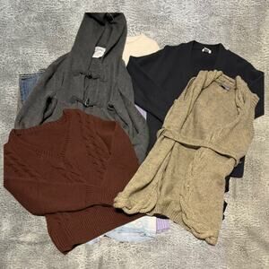 Womens Neutral Knit Bundle of 4